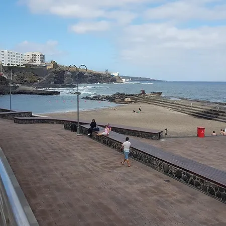 Above The Sea Hotel Bajamar (La Laguna)
